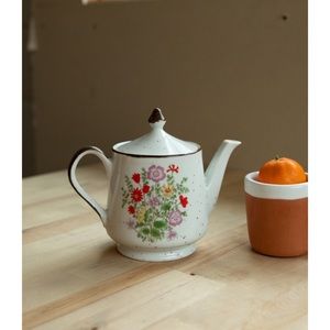 speckled botanical ceramic teapot